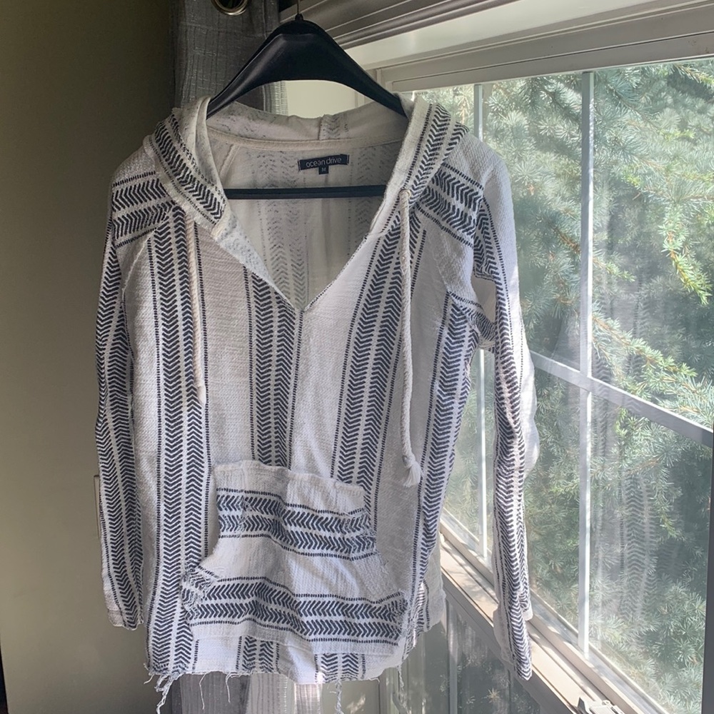 Lightweight hoodie